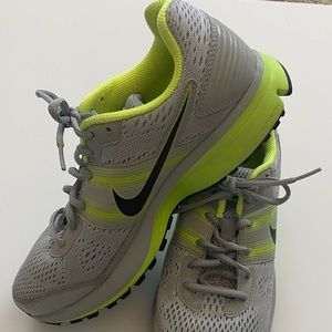 Men’s Nike Air Pegasus- Size 8